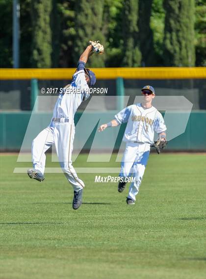 Thumbnail 3 in St. Mary's vs. Gregori (CIF SJS Division 1 2nd Round) photogallery.