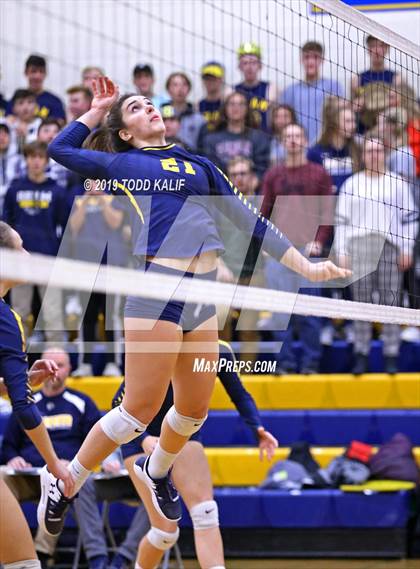 Thumbnail 3 in Sacred Heart Academy @ RHAM (CIAC Class L Second Round) photogallery.