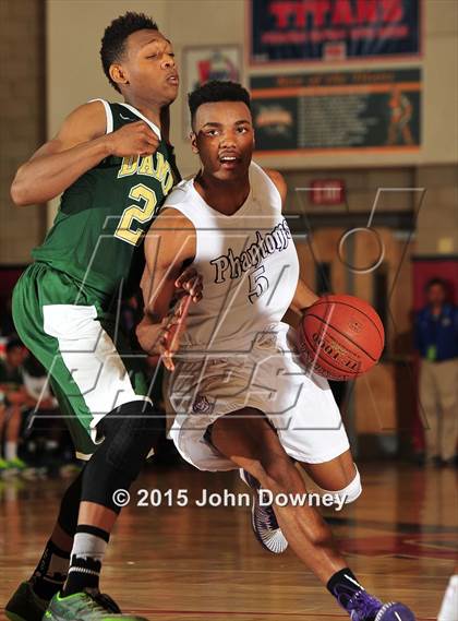 Thumbnail 2 in Damien vs. Cathedral (CIF SoCal Regional D3 Final) photogallery.