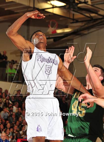 Thumbnail 3 in Damien vs. Cathedral (CIF SoCal Regional D3 Final) photogallery.