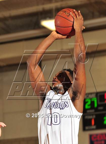 Thumbnail 1 in Damien vs. Cathedral (CIF SoCal Regional D3 Final) photogallery.