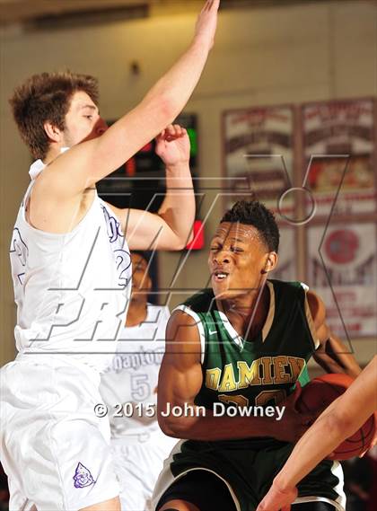 Thumbnail 2 in Damien vs. Cathedral (CIF SoCal Regional D3 Final) photogallery.
