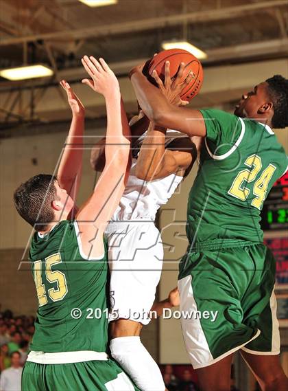 Thumbnail 3 in Damien vs. Cathedral (CIF SoCal Regional D3 Final) photogallery.