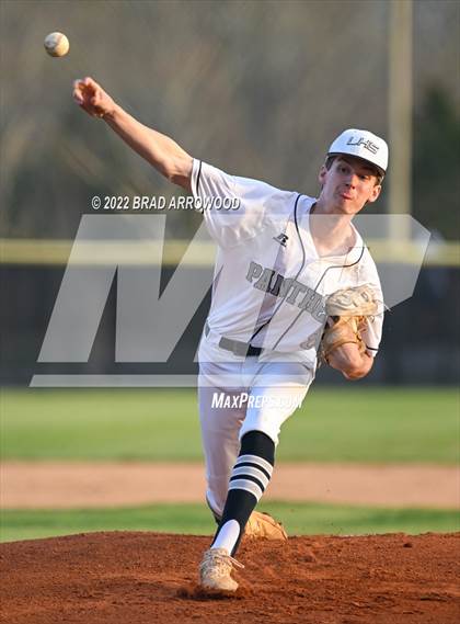 Thumbnail 1 in West Davidson @ Ledford photogallery.