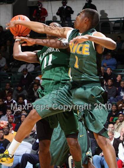 Thumbnail 1 in Rice vs. St. Patrick (PrimeTime Shootout) photogallery.