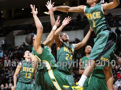 Thumbnail 3 in Rice vs. St. Patrick (PrimeTime Shootout) photogallery.