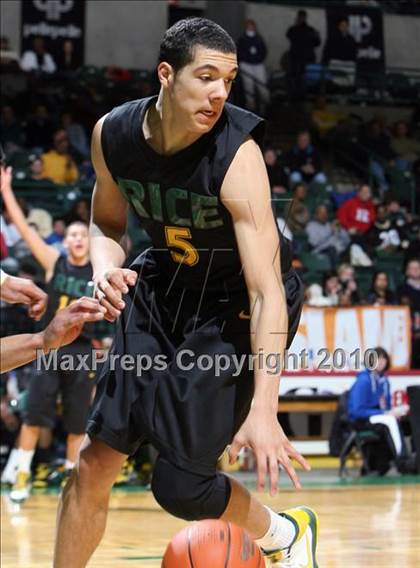 Thumbnail 1 in Rice vs. St. Patrick (PrimeTime Shootout) photogallery.