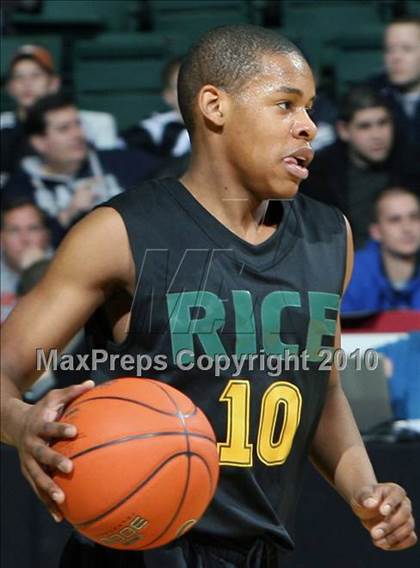 Thumbnail 2 in Rice vs. St. Patrick (PrimeTime Shootout) photogallery.