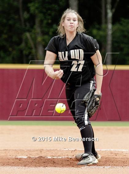 Thumbnail 3 in Lassiter vs. Calhoun photogallery.