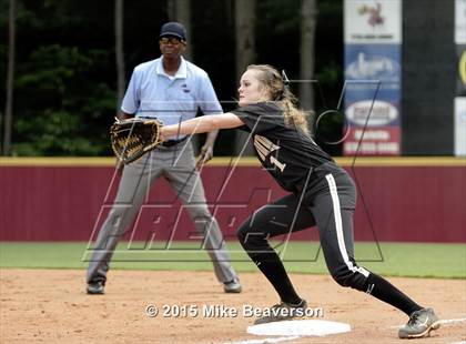 Thumbnail 2 in Lassiter vs. Calhoun photogallery.