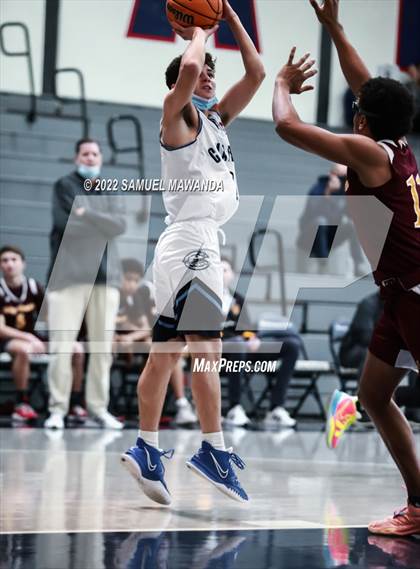 Thumbnail 3 in Camarillo vs Valley Christian photogallery.