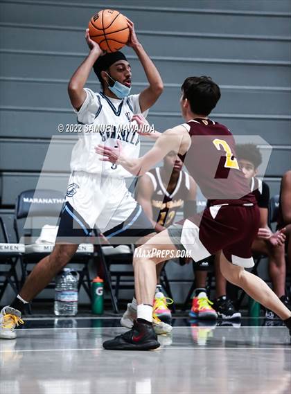 Thumbnail 3 in Camarillo vs Valley Christian photogallery.