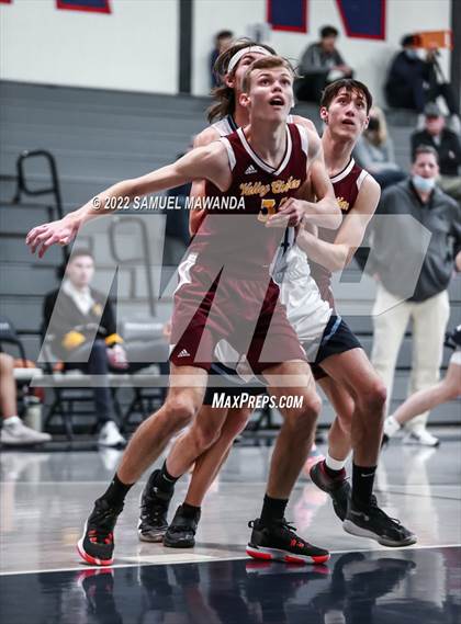 Thumbnail 3 in Camarillo vs Valley Christian photogallery.