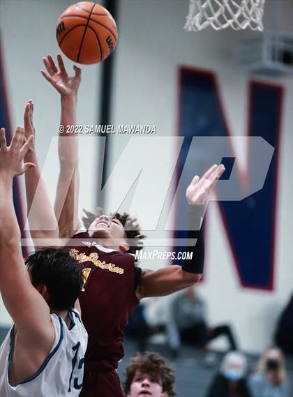 Thumbnail 1 in Camarillo vs Valley Christian photogallery.