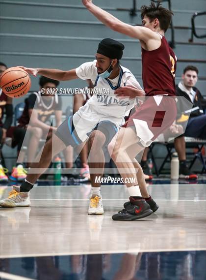 Thumbnail 2 in Camarillo vs Valley Christian photogallery.