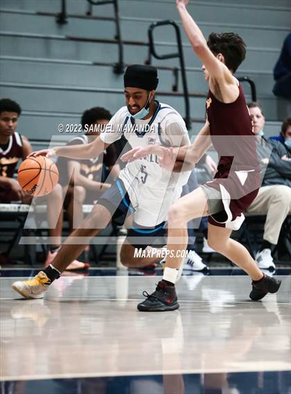 Thumbnail 1 in Camarillo vs Valley Christian photogallery.