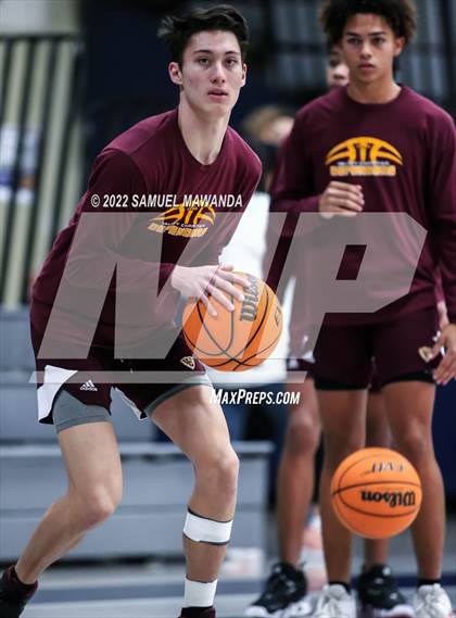 Thumbnail 3 in Camarillo vs Valley Christian photogallery.