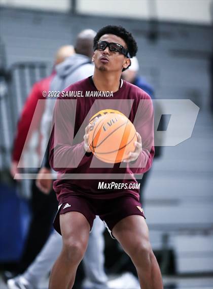 Thumbnail 1 in Camarillo vs Valley Christian photogallery.
