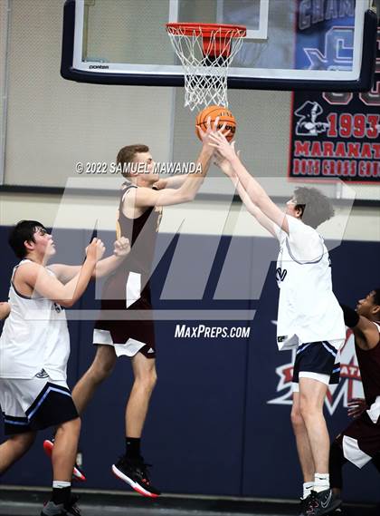 Thumbnail 1 in Camarillo vs Valley Christian photogallery.