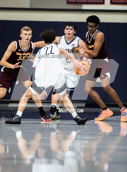 Thumbnail 2 in Camarillo vs Valley Christian photogallery.