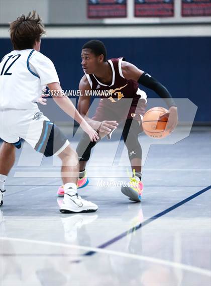 Thumbnail 2 in Camarillo vs Valley Christian photogallery.