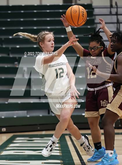 Thumbnail 1 in Harding University @ Catawba Ridge photogallery.