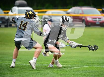 Thumbnail 2 in Xavier @ Amity Regional (CIAC Class L 1st Round) photogallery.