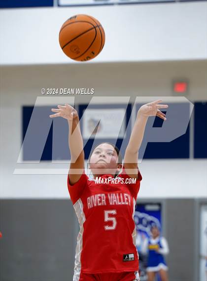 Thumbnail 1 in River Valley @ Kingman photogallery.