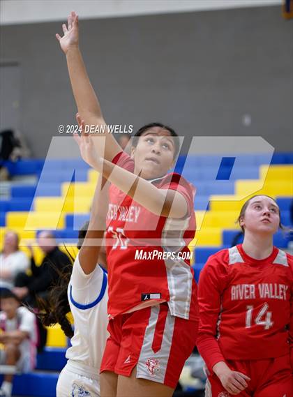 Thumbnail 1 in River Valley @ Kingman photogallery.
