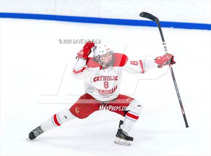 Thumbnail 2 in Burlington @ Catholic Memorial (MIAA Division 1A) photogallery.
