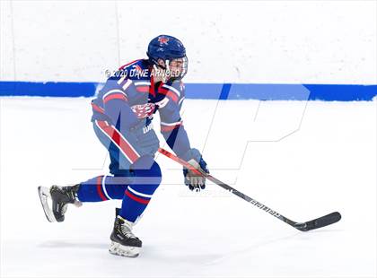 Thumbnail 1 in Burlington @ Catholic Memorial (MIAA Division 1A) photogallery.