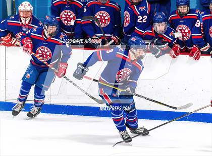 Thumbnail 1 in Burlington @ Catholic Memorial (MIAA Division 1A) photogallery.