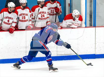Thumbnail 3 in Burlington @ Catholic Memorial (MIAA Division 1A) photogallery.