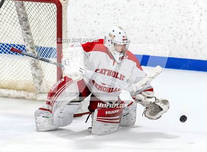 Thumbnail 2 in Burlington @ Catholic Memorial (MIAA Division 1A) photogallery.