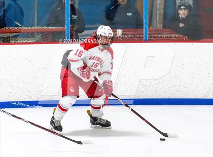Thumbnail 2 in Burlington @ Catholic Memorial (MIAA Division 1A) photogallery.
