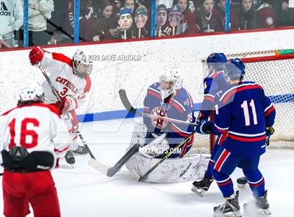 Thumbnail 2 in Burlington @ Catholic Memorial (MIAA Division 1A) photogallery.