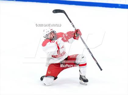Thumbnail 2 in Burlington @ Catholic Memorial (MIAA Division 1A) photogallery.