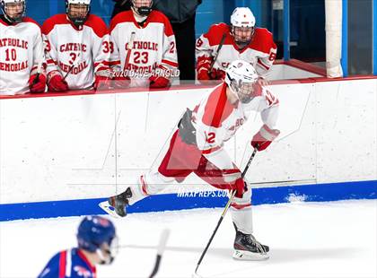 Thumbnail 3 in Burlington @ Catholic Memorial (MIAA Division 1A) photogallery.