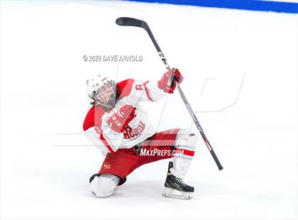Thumbnail 2 in Burlington @ Catholic Memorial (MIAA Division 1A) photogallery.