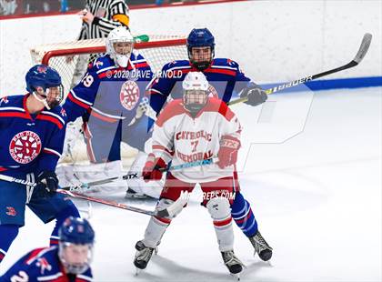 Thumbnail 3 in Burlington @ Catholic Memorial (MIAA Division 1A) photogallery.