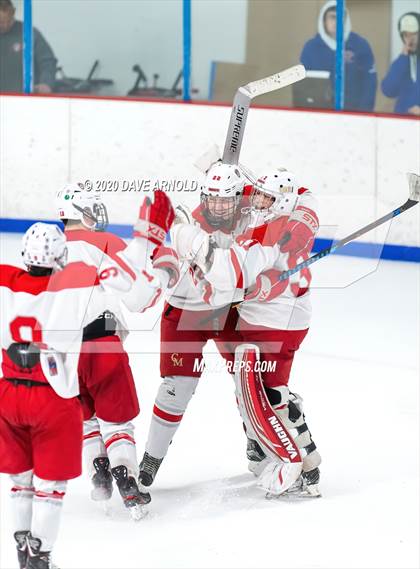 Thumbnail 1 in Burlington @ Catholic Memorial (MIAA Division 1A) photogallery.