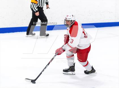 Thumbnail 1 in Burlington @ Catholic Memorial (MIAA Division 1A) photogallery.