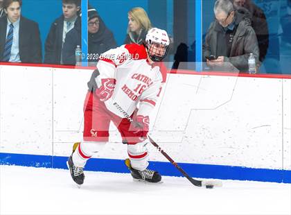 Thumbnail 3 in Burlington @ Catholic Memorial (MIAA Division 1A) photogallery.