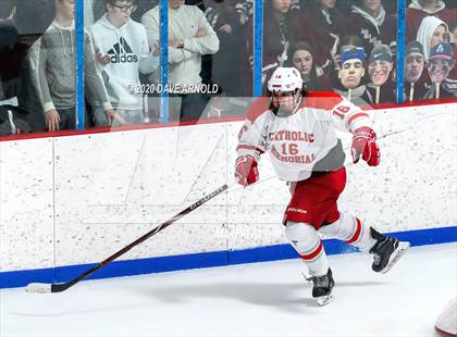 Thumbnail 3 in Burlington @ Catholic Memorial (MIAA Division 1A) photogallery.