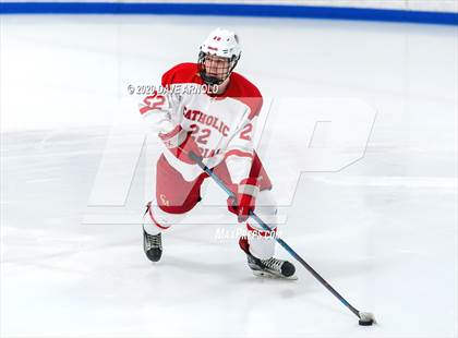 Thumbnail 2 in Burlington @ Catholic Memorial (MIAA Division 1A) photogallery.