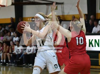 Thumbnail 3 in King's vs. Ontario Christian photogallery.