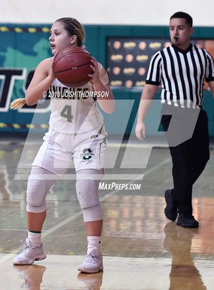 Thumbnail 2 in King's vs. Ontario Christian photogallery.