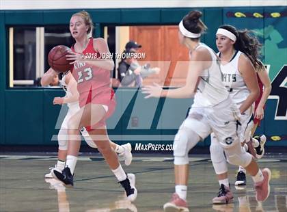 Thumbnail 3 in King's vs. Ontario Christian photogallery.