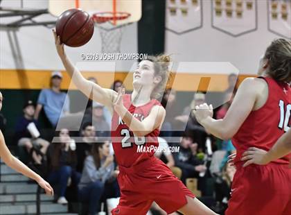 Thumbnail 3 in King's vs. Ontario Christian photogallery.