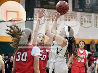 Thumbnail 2 in King's vs. Ontario Christian photogallery.